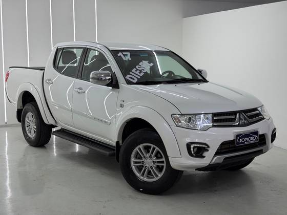 MITSUBISHI L200 TRITON 3.2 HPE 4X4 CD 16V TURBO INTERCOOLER DIESEL 4P AUTOMÁTICO MITSUBISHI L200 TRITON 3.2 HPE 4X4 CD 16V TURBO INTERCOOLER DIESEL 4P AUTOMÁTICO